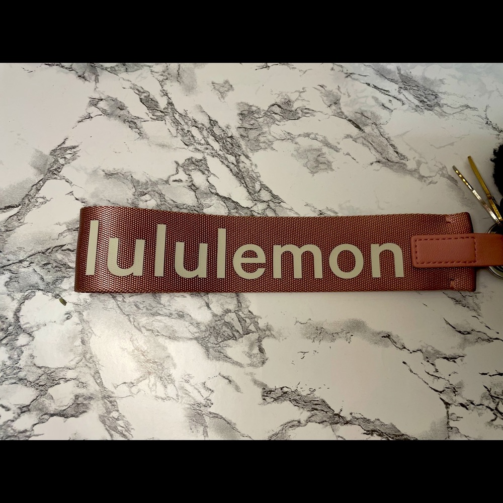 Lululemon Never Lost keychain